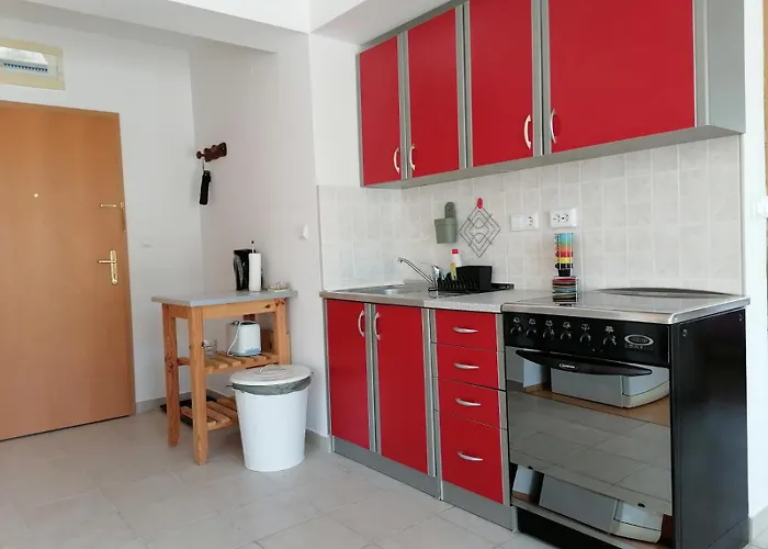 Apartamento Ava, 2+3, 250m Od Plaze *